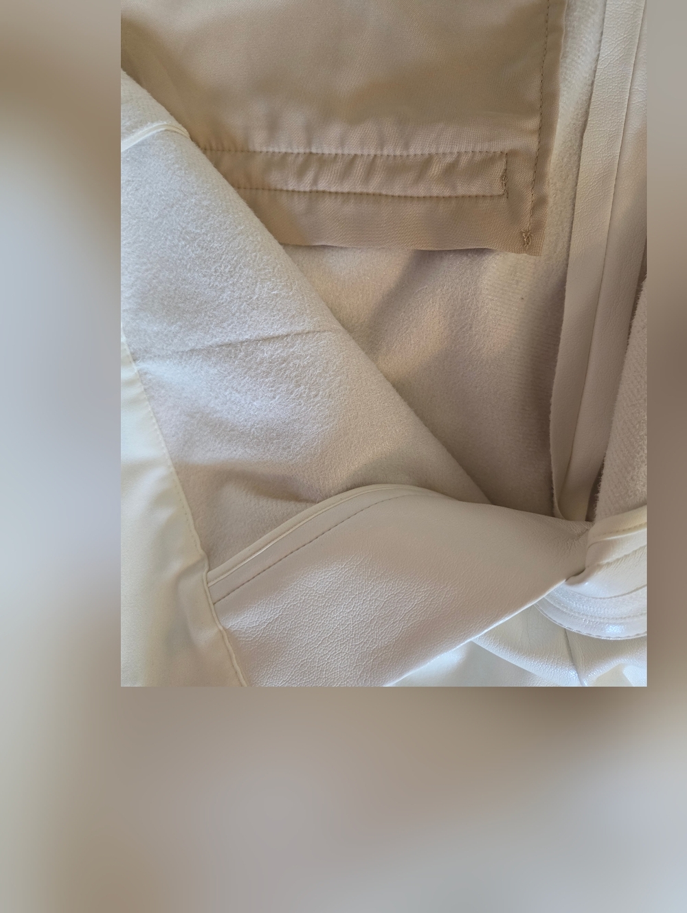 Alice + Olivia Cream Wide-Leg Trousers - Picture 2 of 11